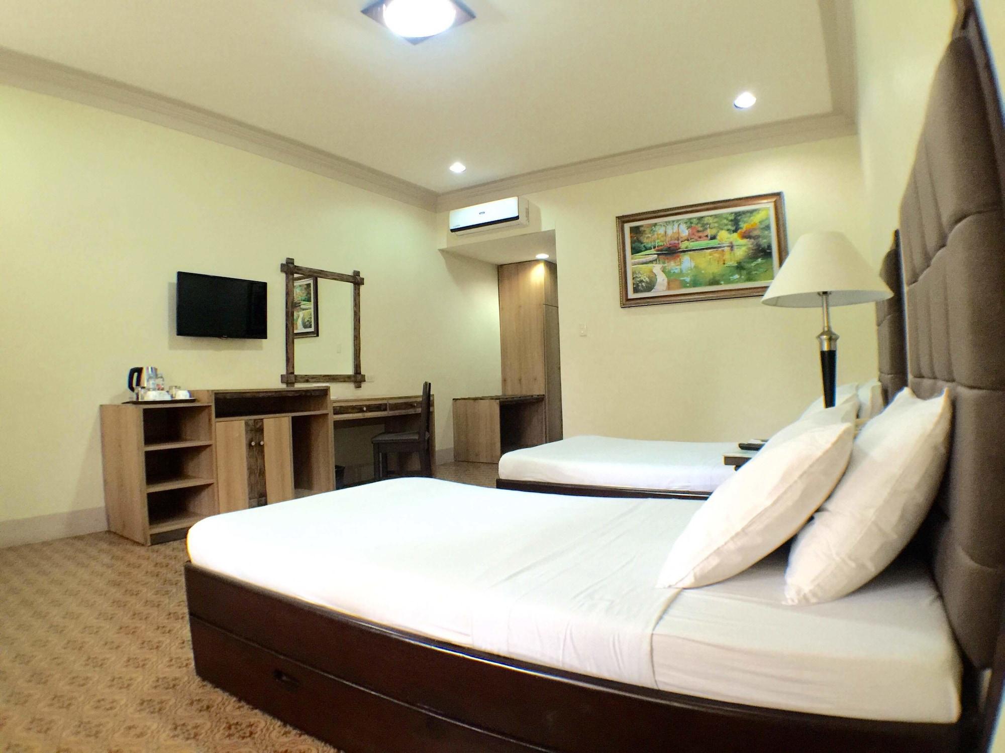 Bohol Tropics Resort Città di Tagbilaran Esterno foto