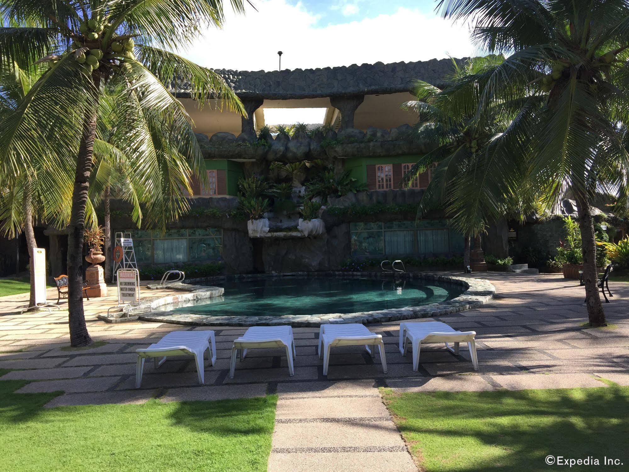 Bohol Tropics Resort Città di Tagbilaran Esterno foto